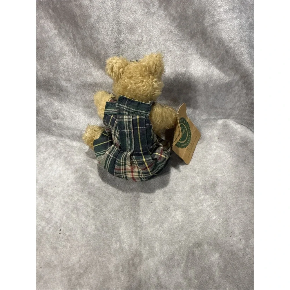 Boyds Bear Becky with Green Plaid Overalls and Hair Bow Tan NTW